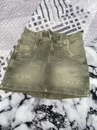 Falda vaquera verde sin usar