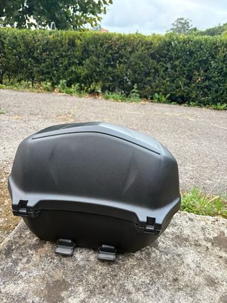 Portaequipajes y maleta Yamaha XMAX