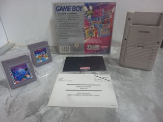 Nintendo GameBoy DMG-01 con caja.