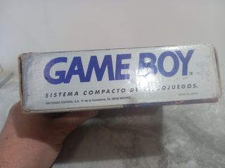 Nintendo GameBoy DMG-01 con caja.