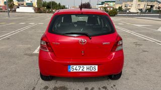 Toyota Yaris 2012