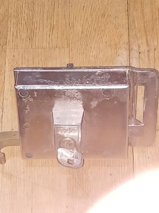 Cerradura Yale para puertas