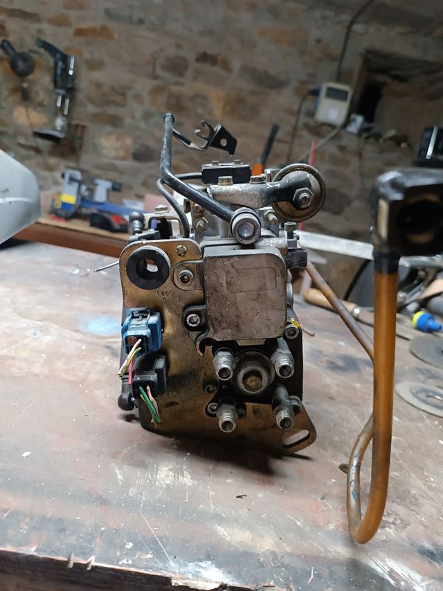 Bomba Gasoil Peugeot 1.9D Bosch