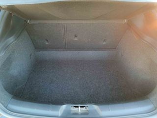 VOLVO V40 D3 MOMENTUM _ 150cv _ 2018 _ 200.000 kms