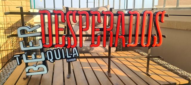 Cartel Luminoso LED Desperados