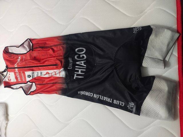 Equipación Triatlón Infantil XS Club Triatlón