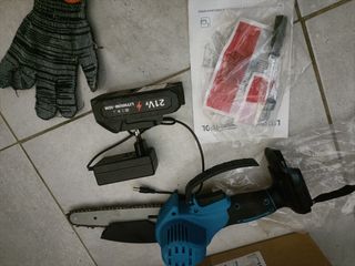 Motosierra a batería 21V