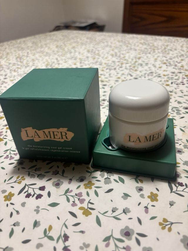 La Mer The Moisturizing Cool Gel Cream