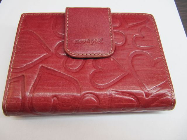 Cartera Roja Novapiel con Corazones