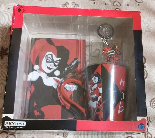 Conjunto Harley Quinn, Caneca, Porta-Chaves e Caderno