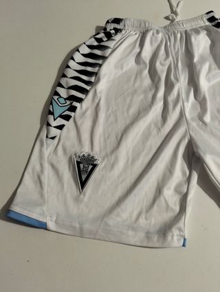 Camiseta Cádiz CF 2023-2024 Macron Talla 28 niño