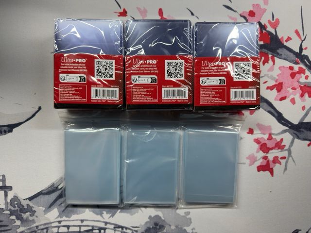 Ultra Pro - 3x100 Sleeves + 3x25 Toploader