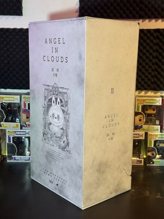 Zimomo angel in clouds