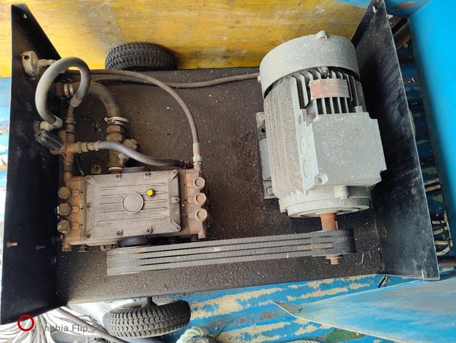 Hidrolimpiadora industrial