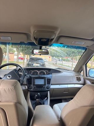 SsangYong Rodius 2008