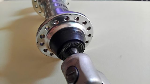 Buje Shimano Deore XT