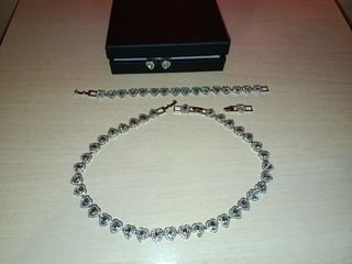 Conjunto Bisutería Corazón Plata y Blanco