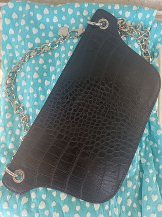 Borsa nera con catena