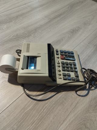 Calculadora Sharp Compet CS-1635