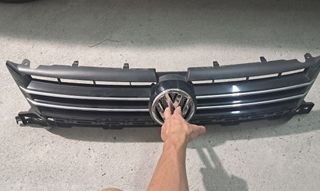 Rejilla Delantera VW Caddy Touran