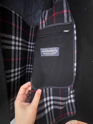 Gabardina Burberry Negra