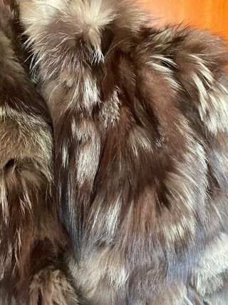 Abrigo Piel Zorro Plateado Marrón