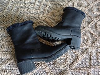 Botines piel y borreguito negros talla 37