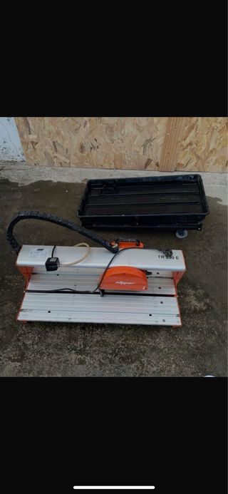 Cortadora de azulejos Clipper TR 200 E