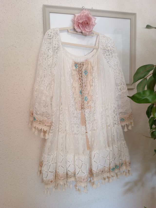 Vestido Boho encaje blanco y beige