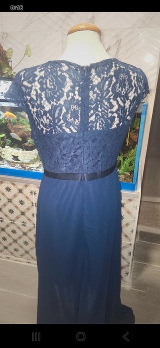Vestido de fiesta azul manga corta