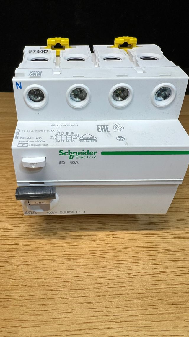 Interruptor Diferencial Schneider iID 40A 300mA