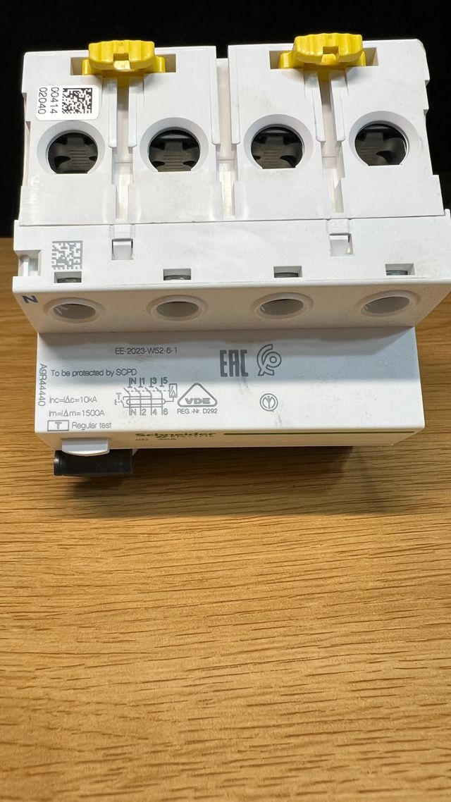 Interruptor Diferencial Schneider iID 40A 300mA