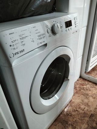 Lavadora Indesit 7kg 1200 rpm