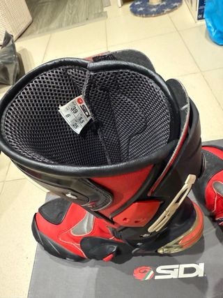 Botas Sidi Talla 39 Caña Regulable