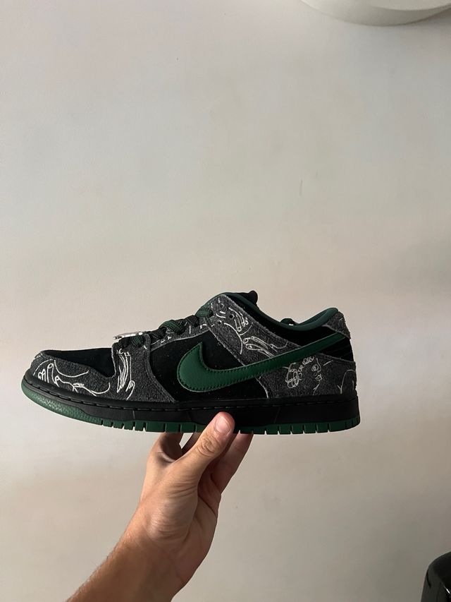 Sb dunk there skateboard