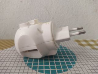 Adaptador de enchufe blanco - gratis