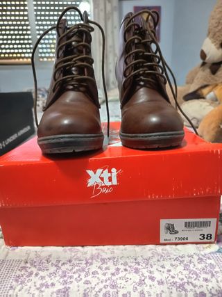 Botines Xti Marrones Talla 38