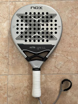 Pala Padel NOX AT10 Genius 18K+