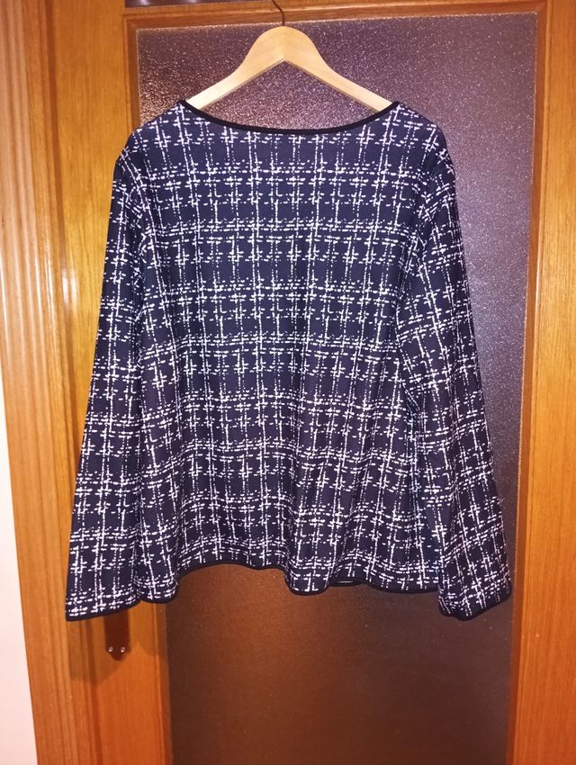 Blazer estampado blanco y negro