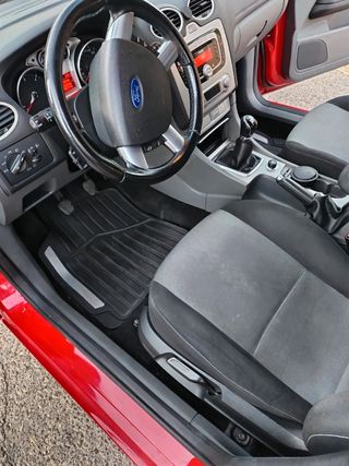 Ford Focus 2010