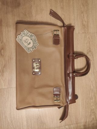 Bolso de viaje nuevo