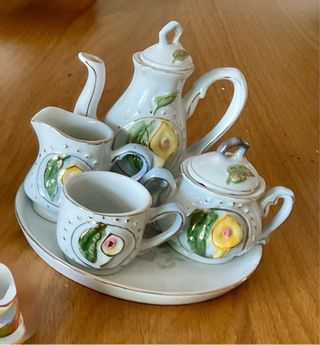 Juego de té miniatura de porcelana/nuevo
