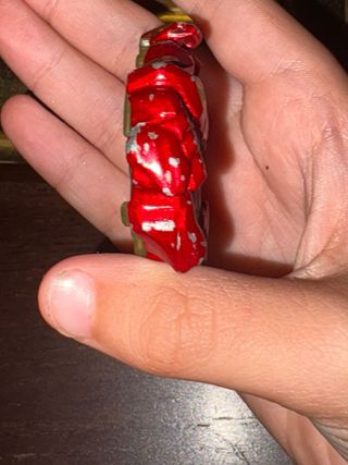 Cabezas de Beyblade dorada y plateada 