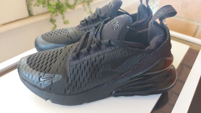 Scarpe Nike Air Max 270 Nere