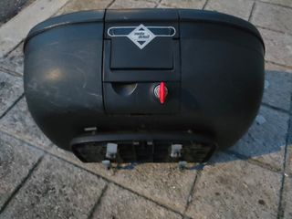 Top case de moto com base