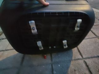 Top case de moto com base