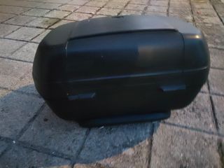 Top case de moto com base