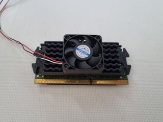 Processador Intel Pentium II MMX - 1997