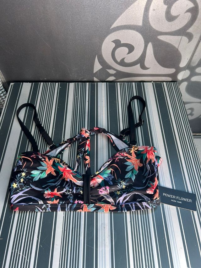 Lote 2 tops bikini talla 50 y 52