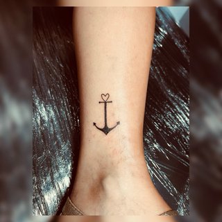 Tatuajes a buen precio y bien hechos.